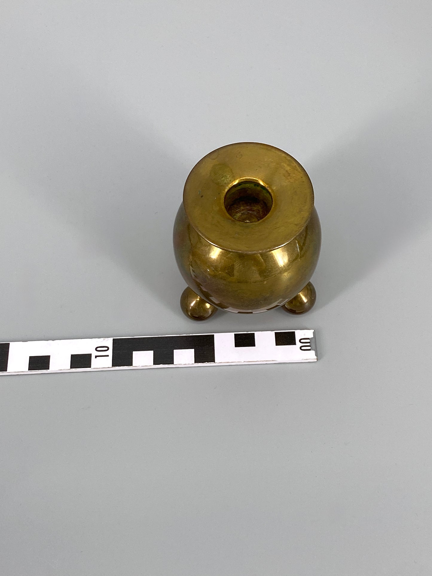 Kugelförmiger Kerzenhalter aus Messing, wird Gusum Bruk zugeschrieben, Schweden, 1960er