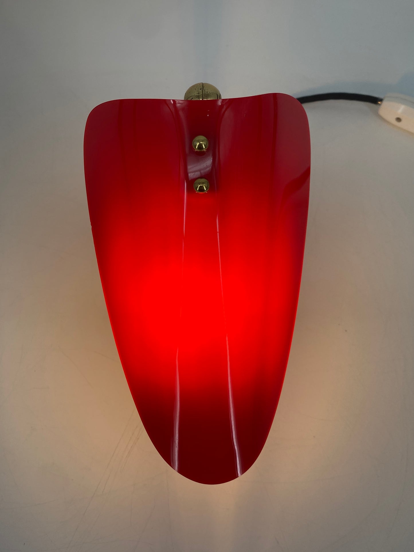 Mid Century Design Tisch, oder Wandlampe aus Messing und Acrylglas, 1950er