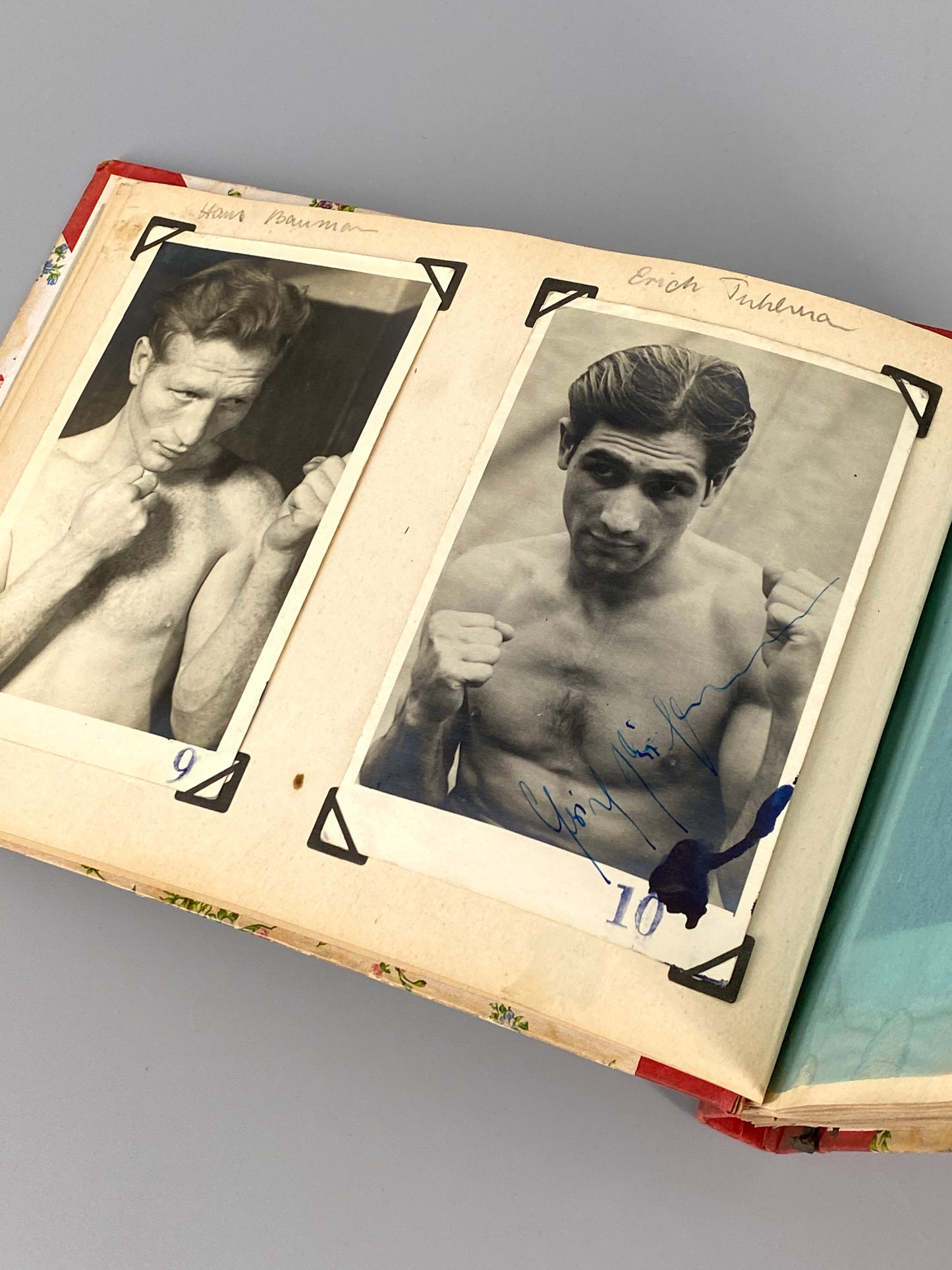 Autogrammalbum deutscher Boxer, mit 28 Signaturen, um 1949
