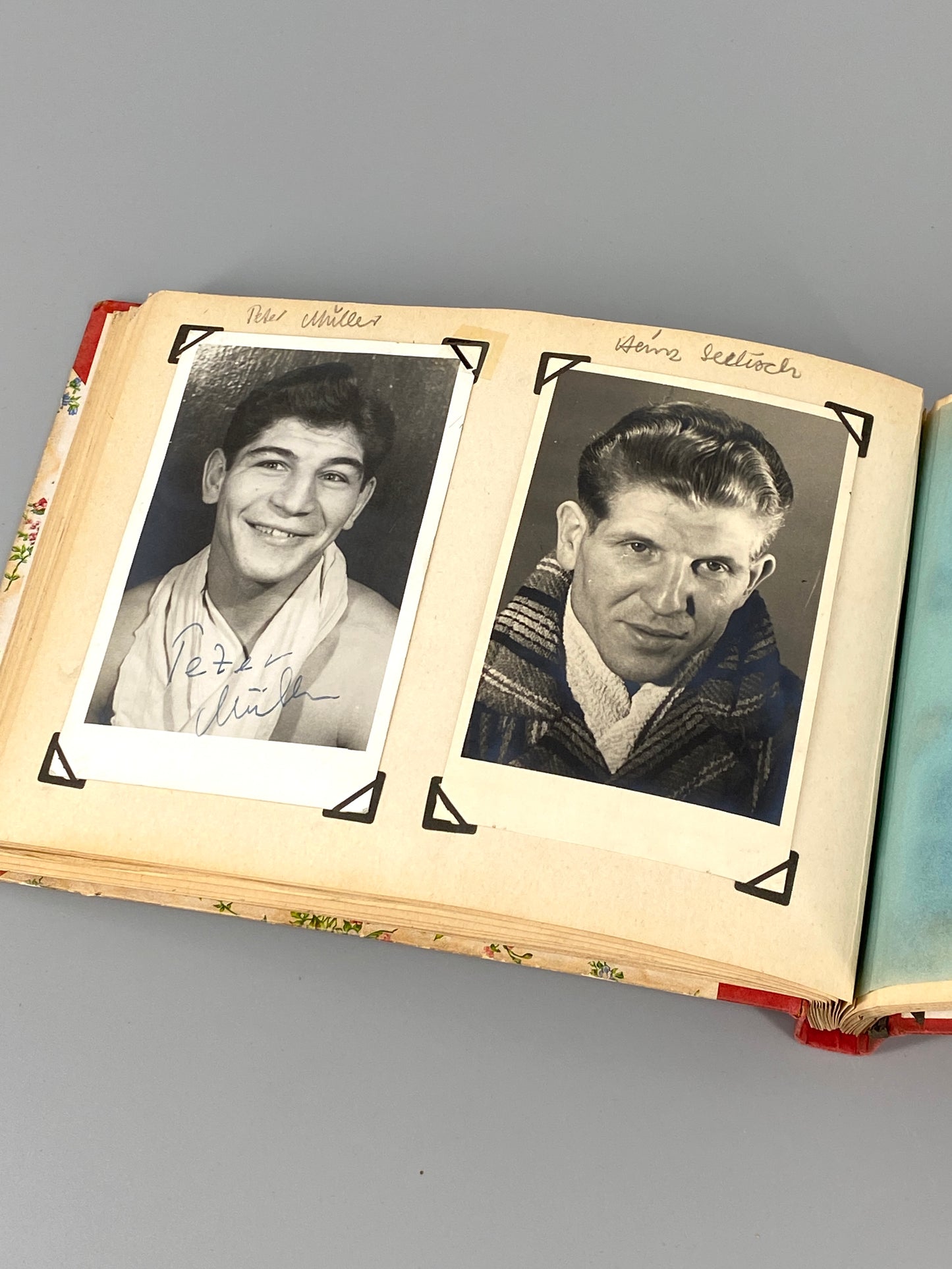 Autogrammalbum deutscher Boxer, mit 28 Signaturen, um 1949