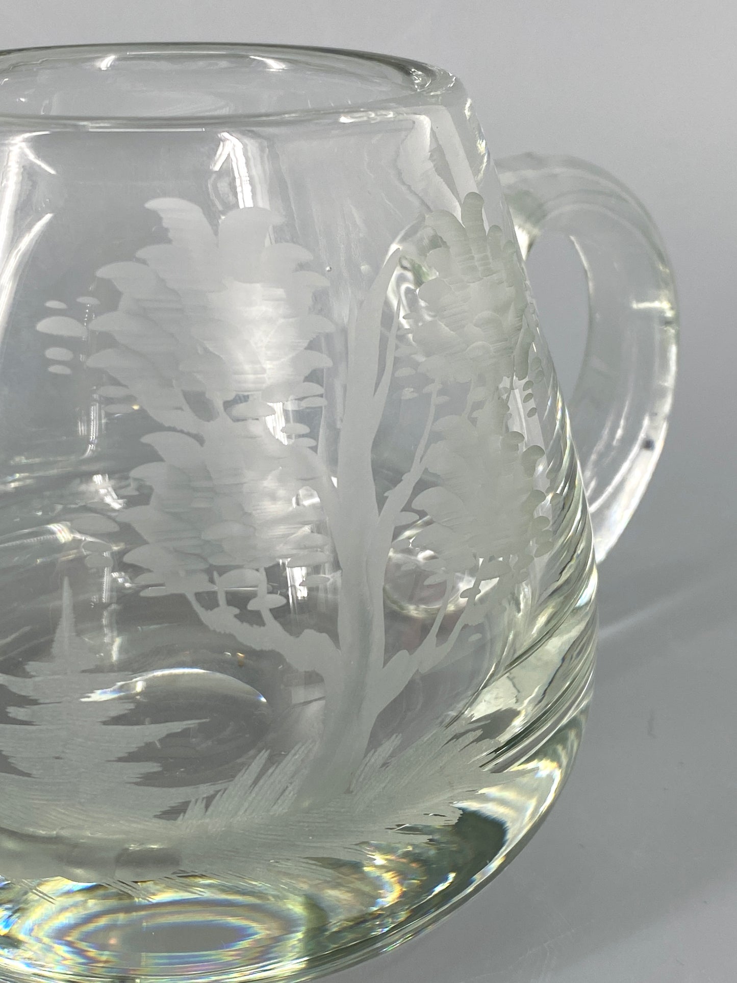 Kristallglas Krug mit filigraner Gravur, Hirsch und Wald Dekor