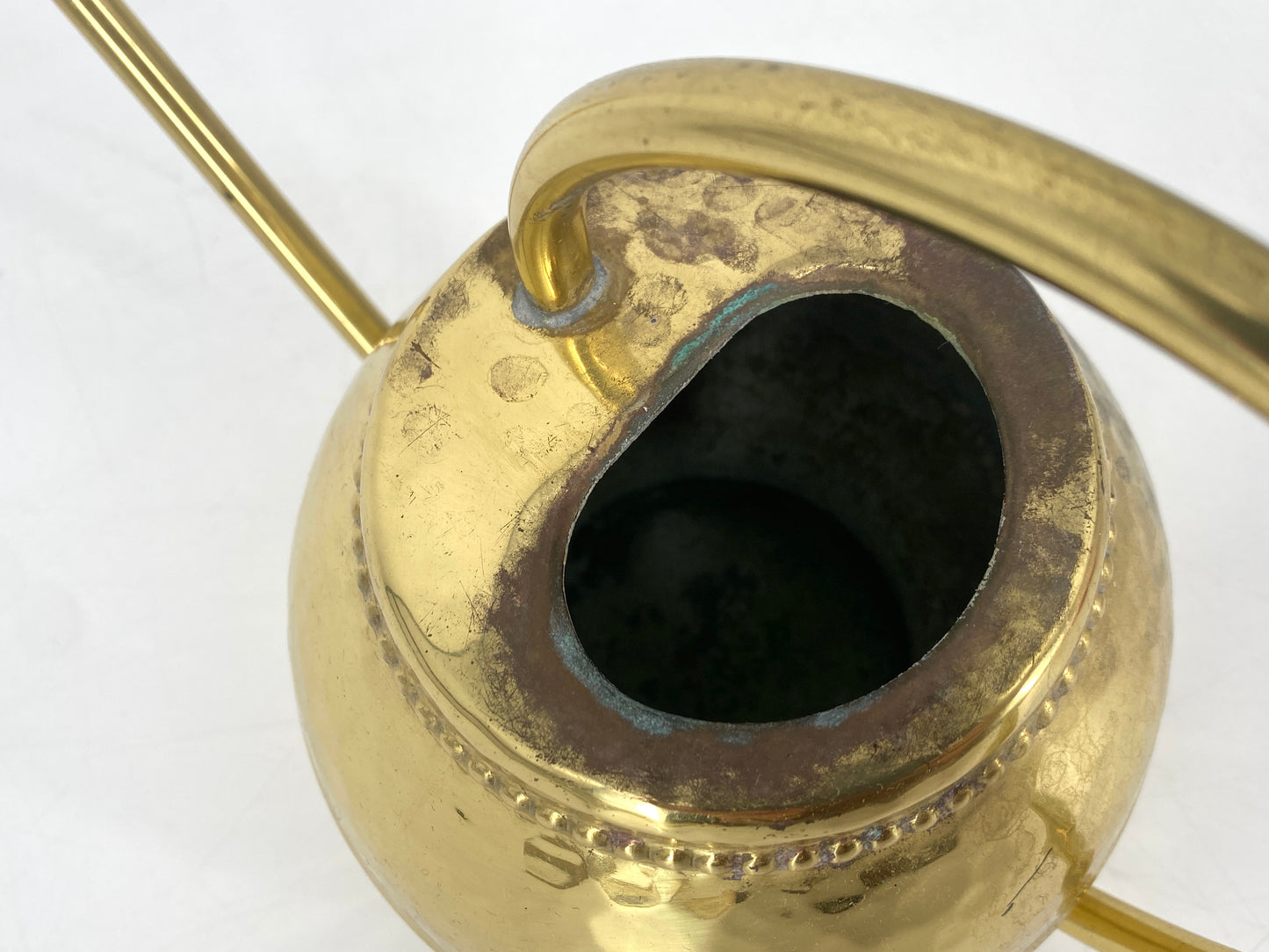 Mid Centruy Design Gießkanne aus Messing mit Hammerschlagdekor, Deutschland 1960er