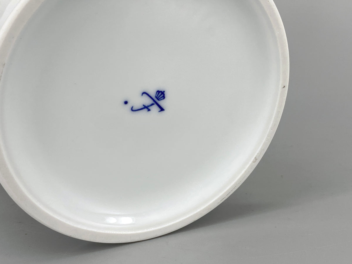 weiße Trompetenform Vase "74719" aus Porzellan von Fürstenberg