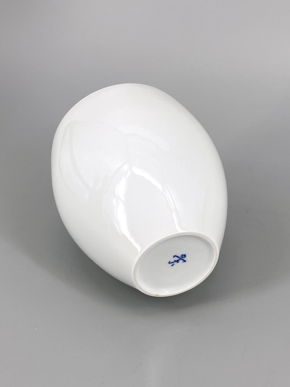abgerundete weiße Porzellan Vase "140920" von Fürstenberg
