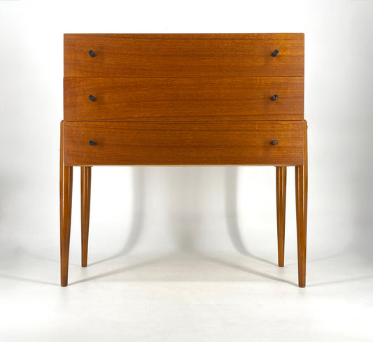 Kleine Kommode aus Teakholz, Deutschland, 1950/60er