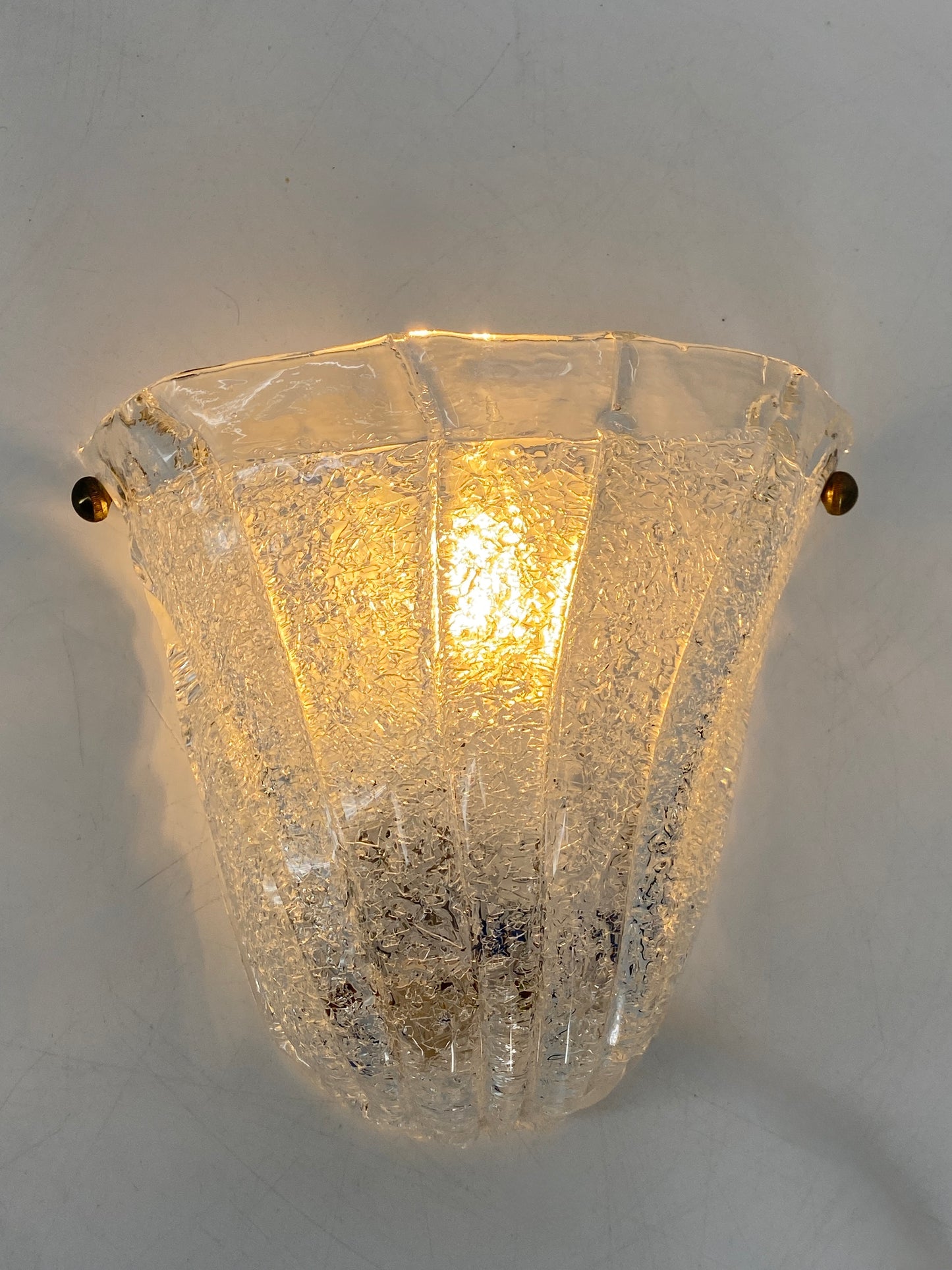 Wandlampe mit Eisglasstruktur aus Muranoglas von Lucitalia, Italien 1970er