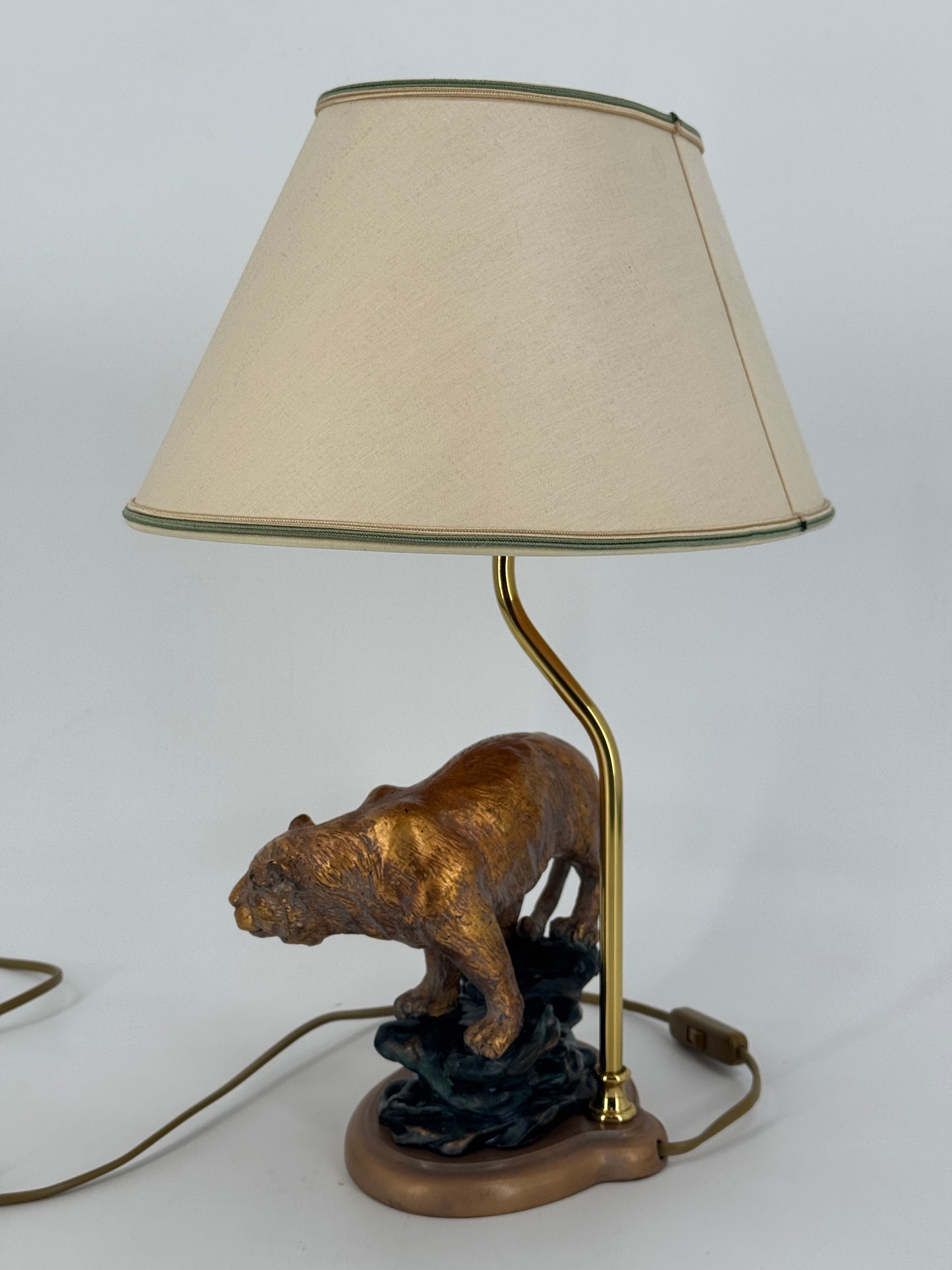 Tischlampe von Feese in Urban Jungle Stil