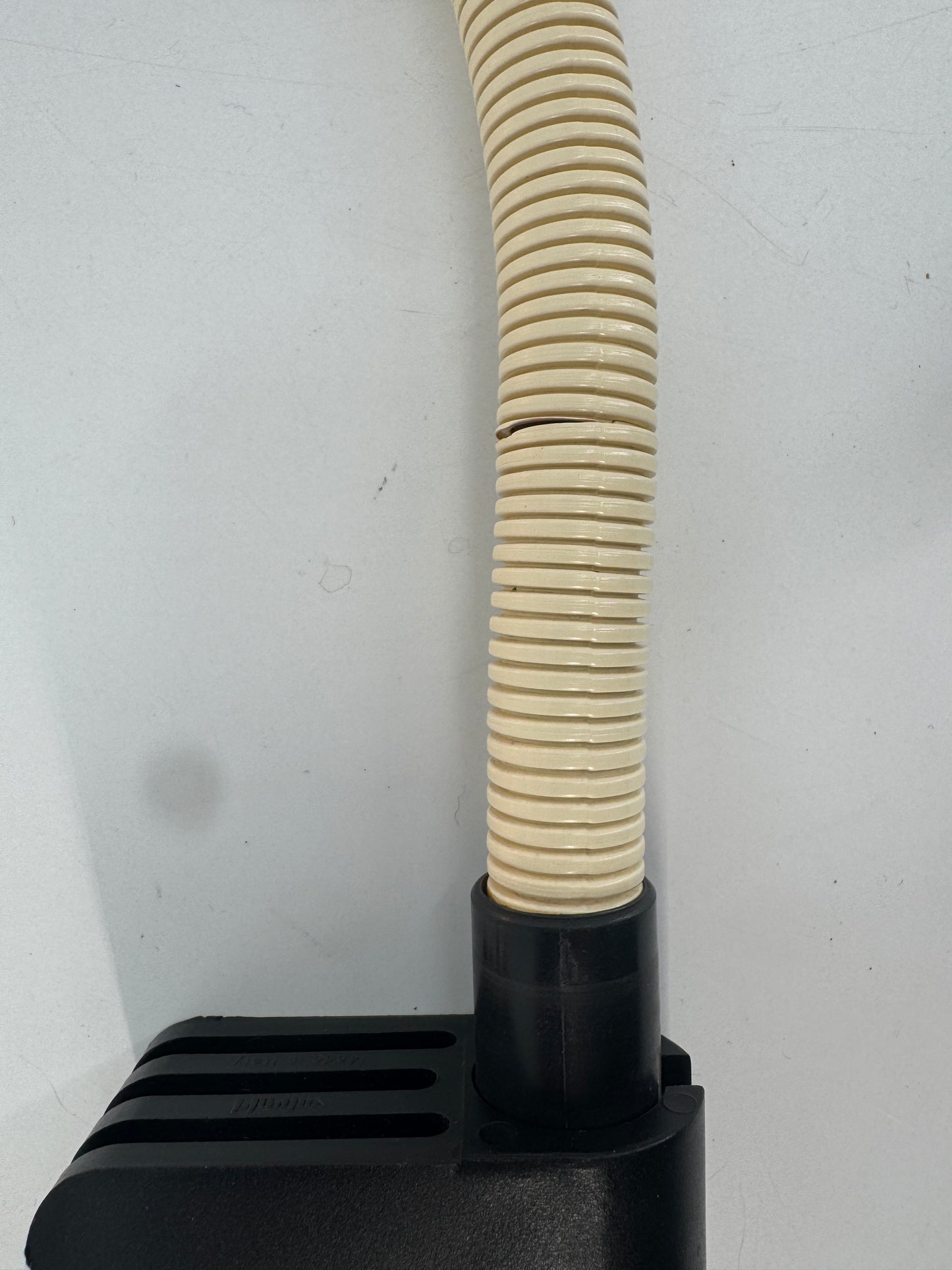Paar Klemmlampen mit biegsamen Schwanenhals