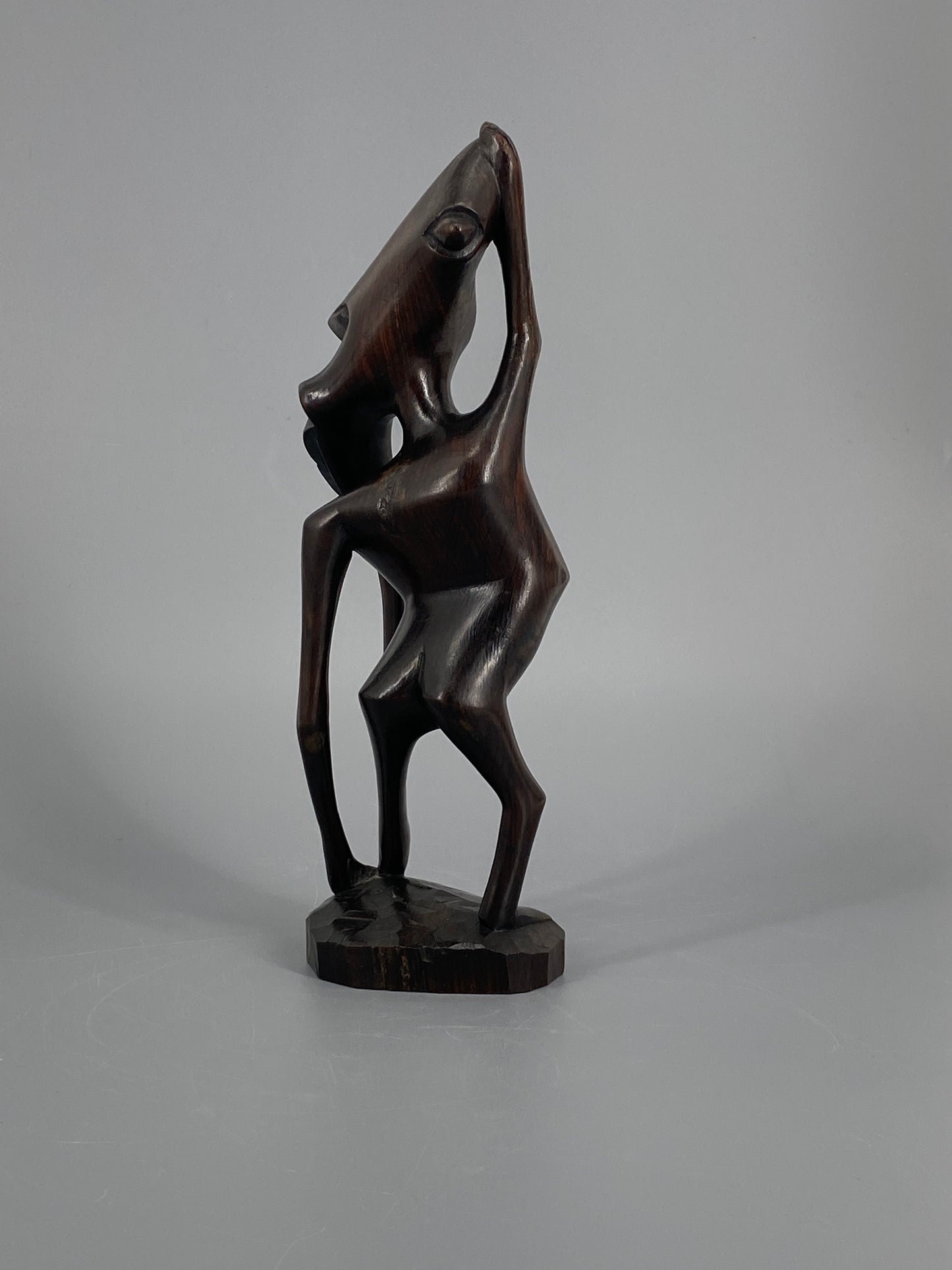 Makonde Schnitzerei-Figur aus Ebenholz, Ostafrika