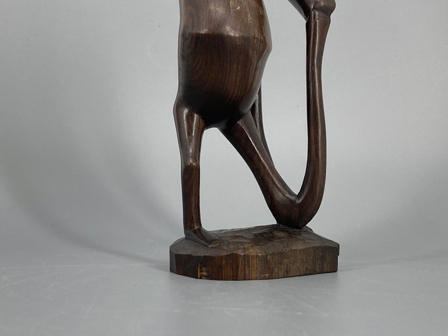 Makonde Schnitzerei-Figur aus Ebenholz, Ostafrika