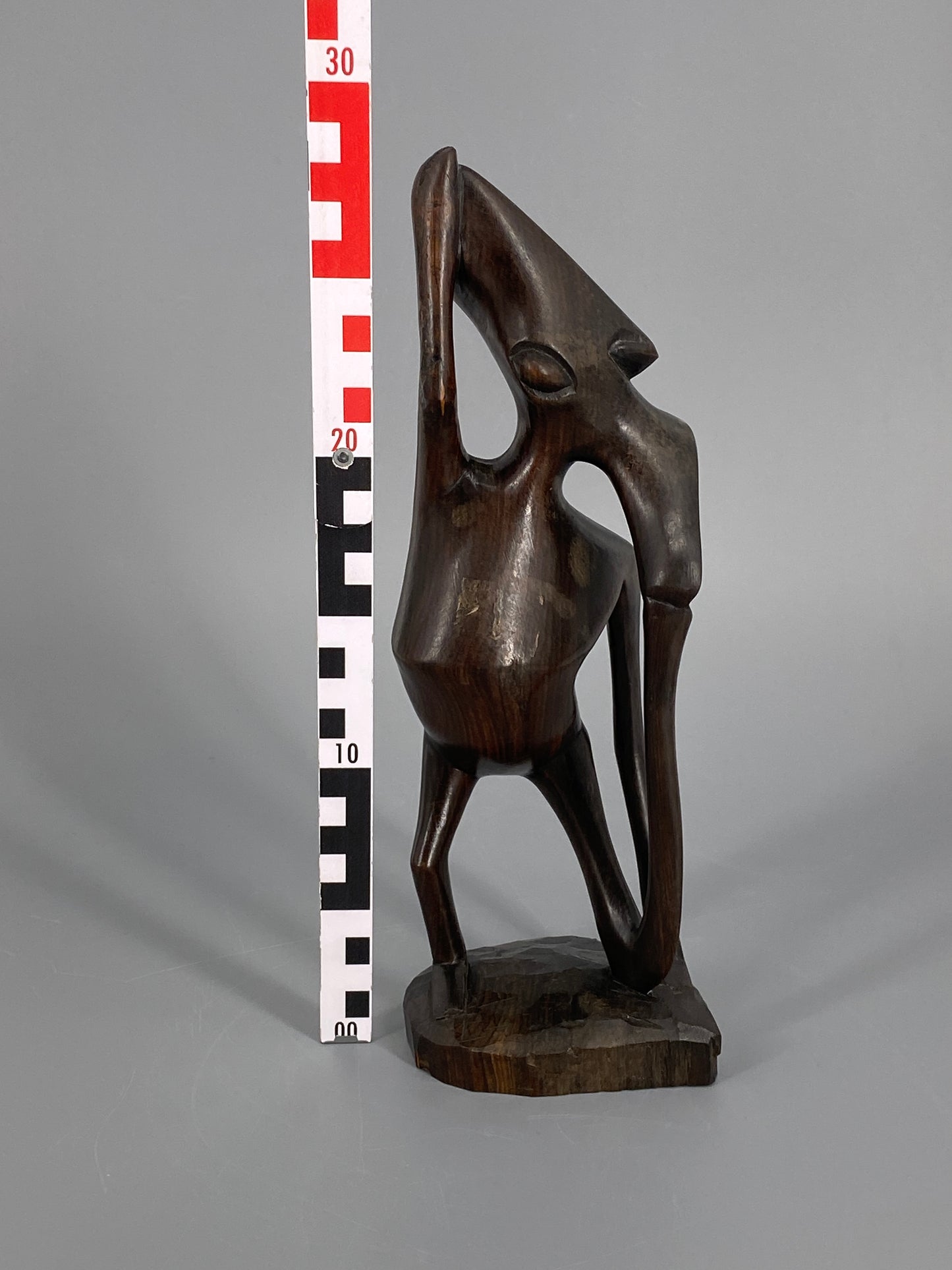 Makonde Schnitzerei-Figur aus Ebenholz, Ostafrika