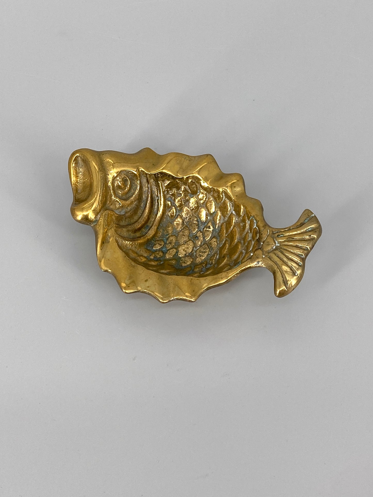 Mid Century Fisch Aschenbecher aus Messing, 1960er