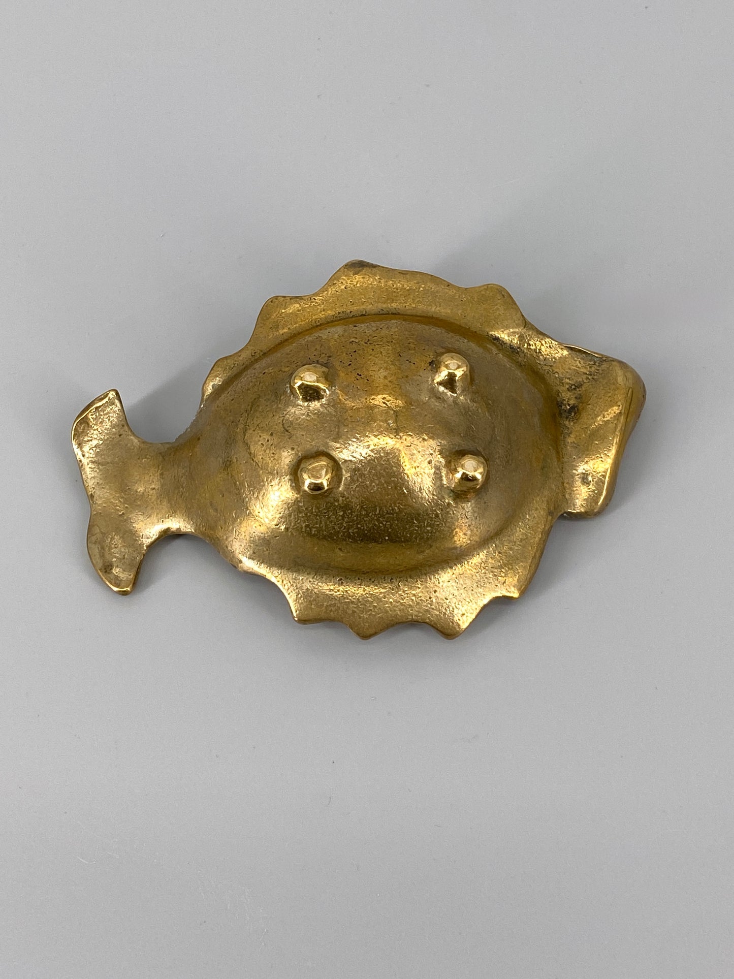 Mid Century Fisch Aschenbecher aus Messing, 1960er