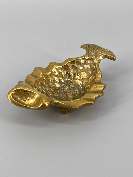 Mid Century Fisch Aschenbecher aus Messing, 1960er