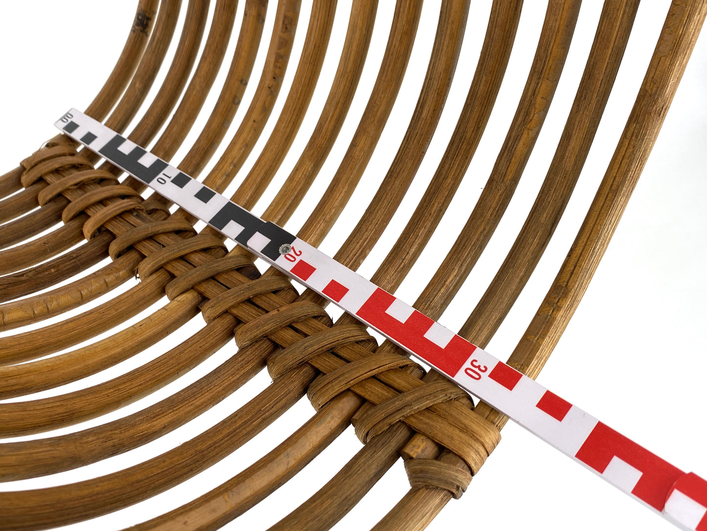 Hängender Zeitungsständer aus Rattan, geflochten, vintage