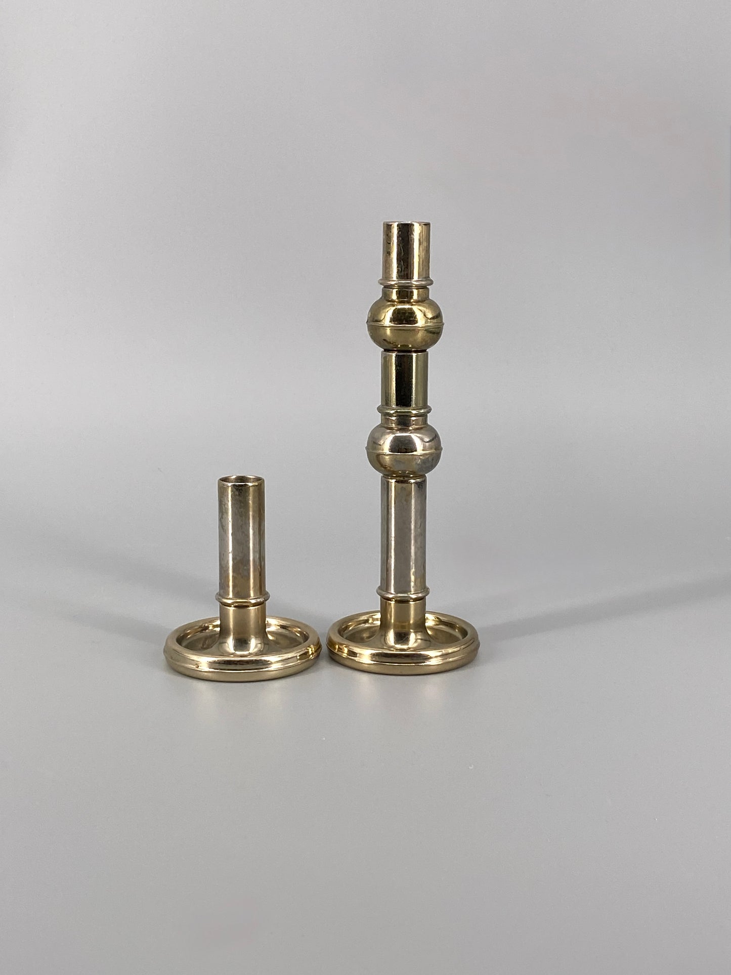 2 modulare Kerzenhalter aus Messing, 1970er