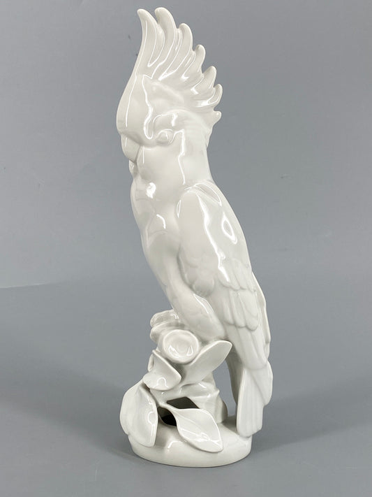 Porzellanfigur eines Haubenkakadus von KPM, Entwurf von 1910, 1. Wahl