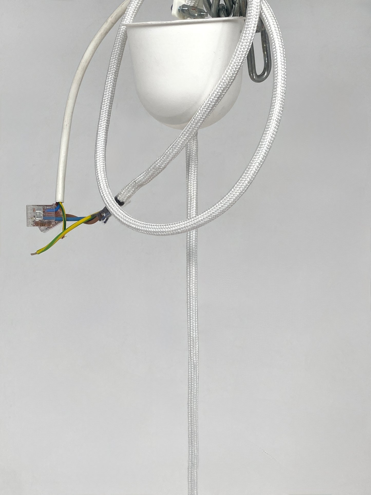 Hängelampe "PH 5" von Poul Henningsen für Louis Poulsen, alte Ausführung in Rot und Blau mit Herstelleretikett