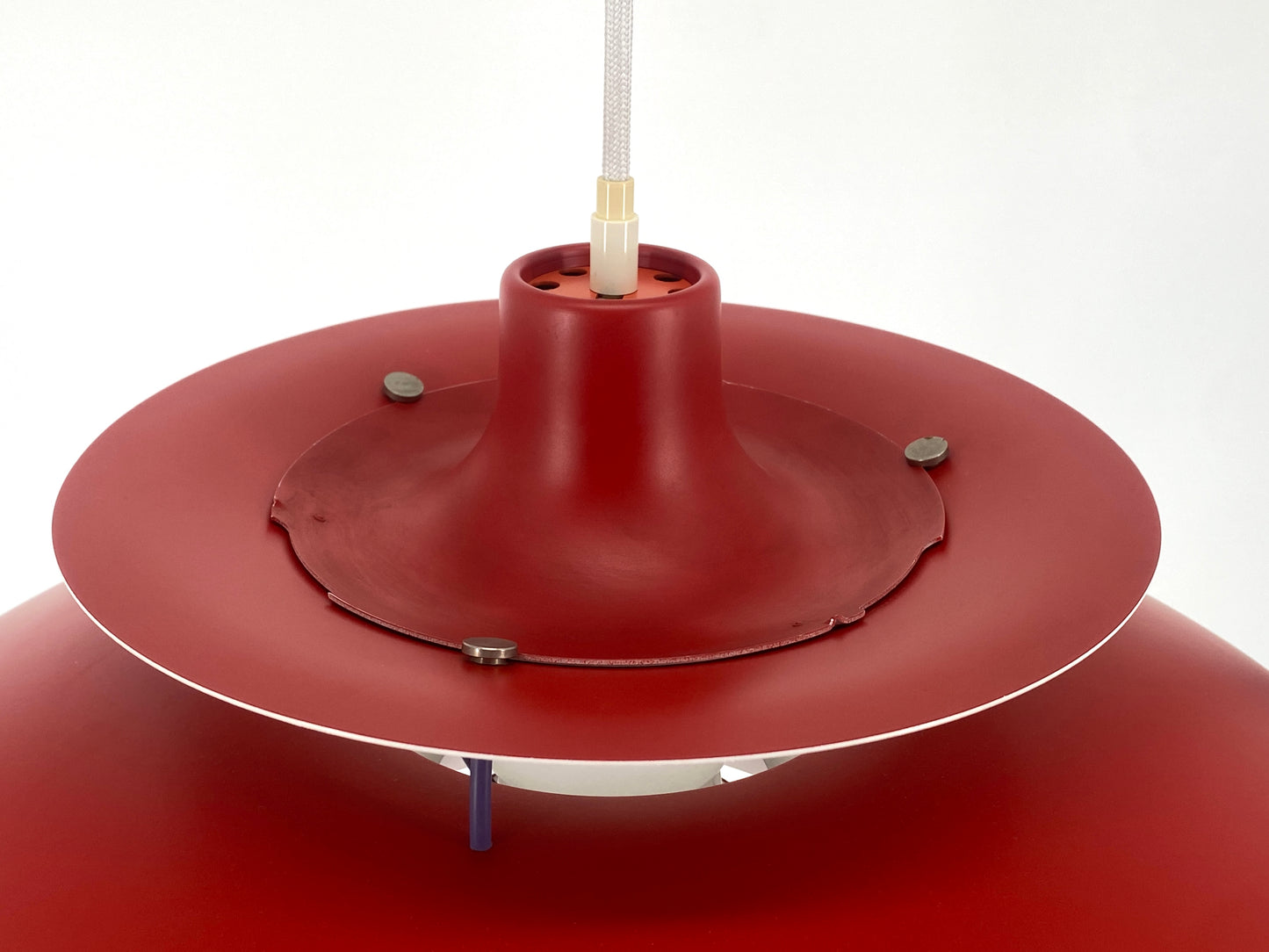 Hängelampe "PH 5" von Poul Henningsen für Louis Poulsen, alte Ausführung in Rot und Blau mit Herstelleretikett