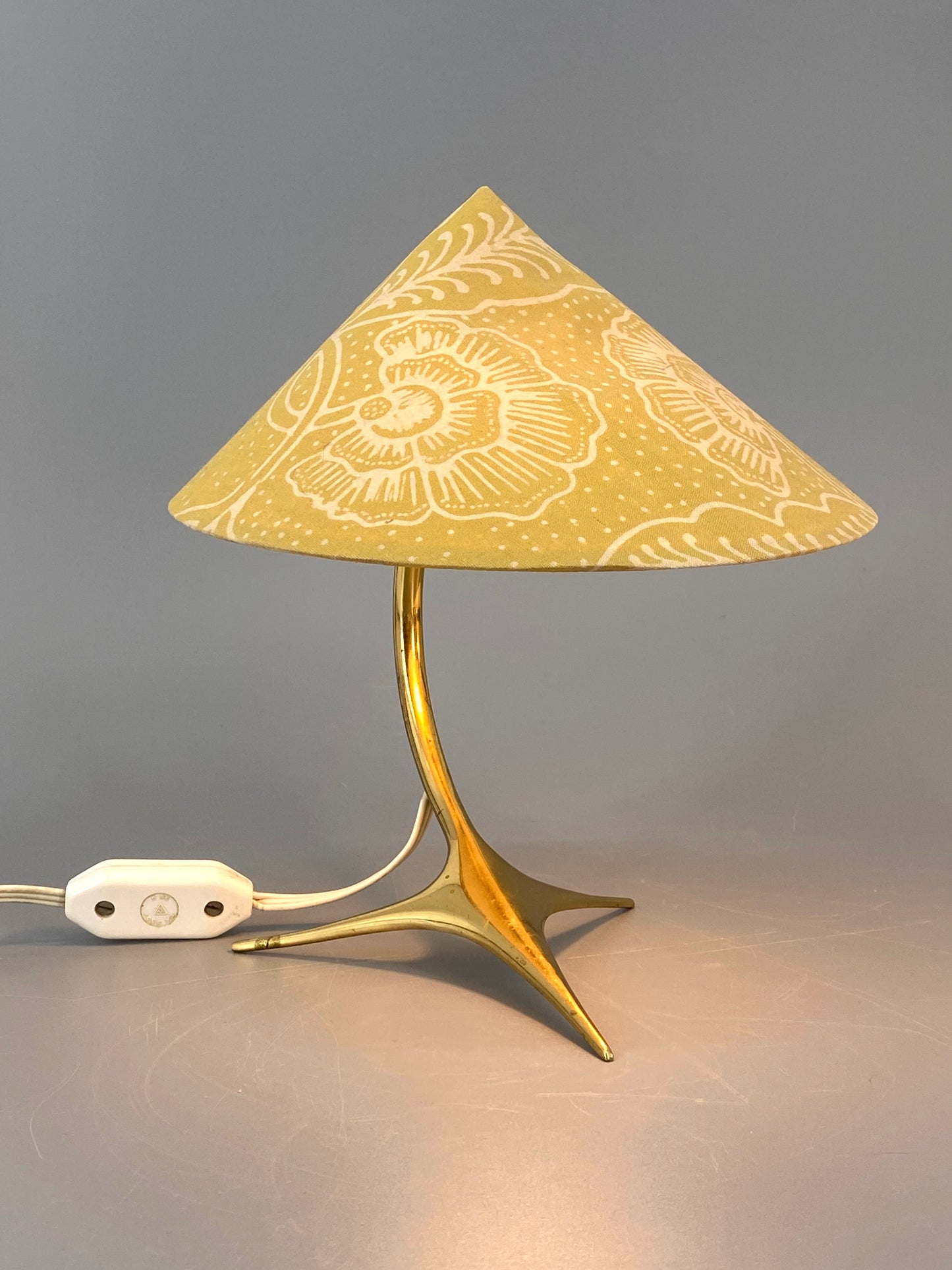 2 Vintage Tischlampen mit Krähenfuß, 1950er