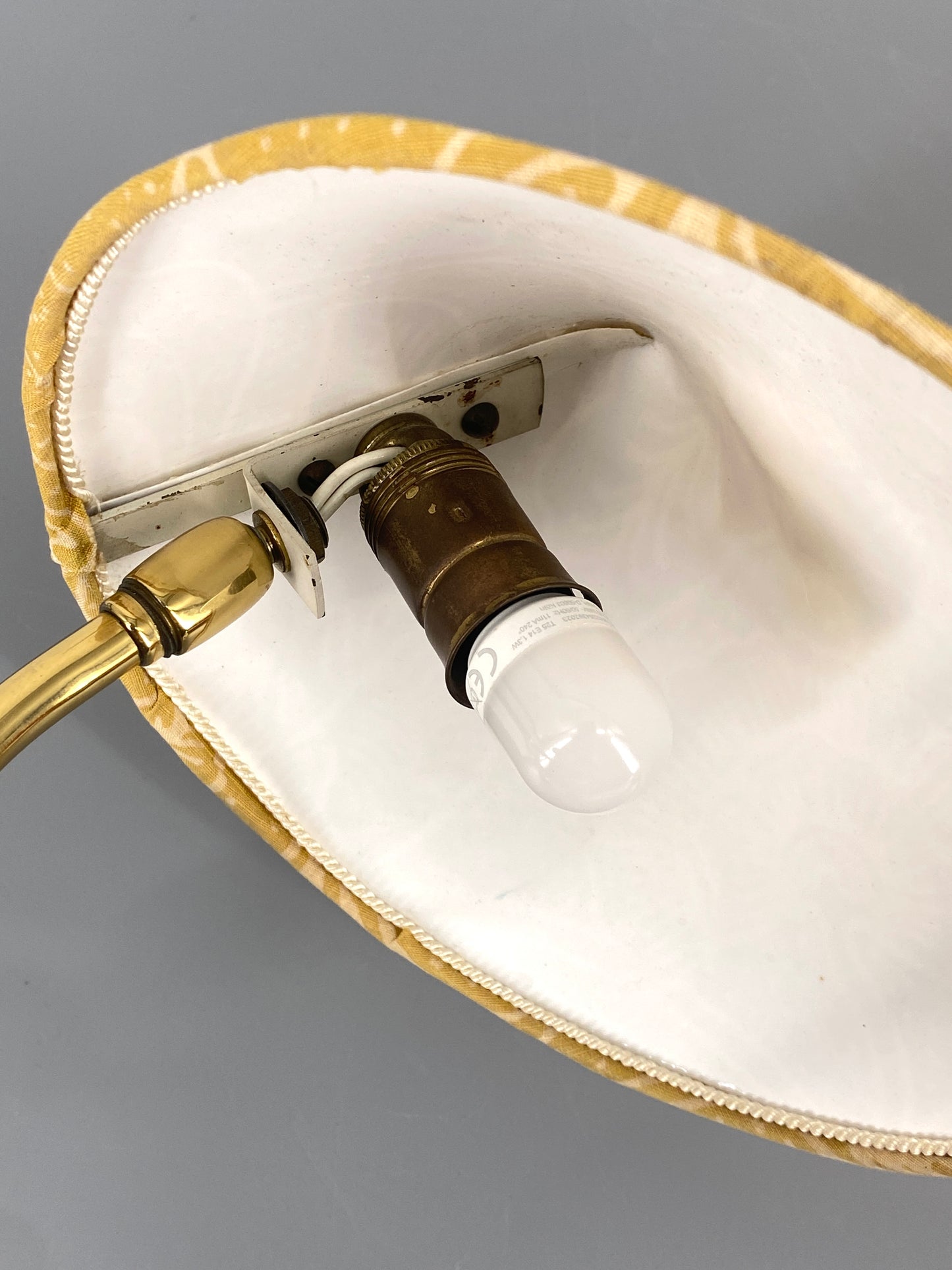 2 Vintage Tischlampen mit Krähenfuß, 1950er