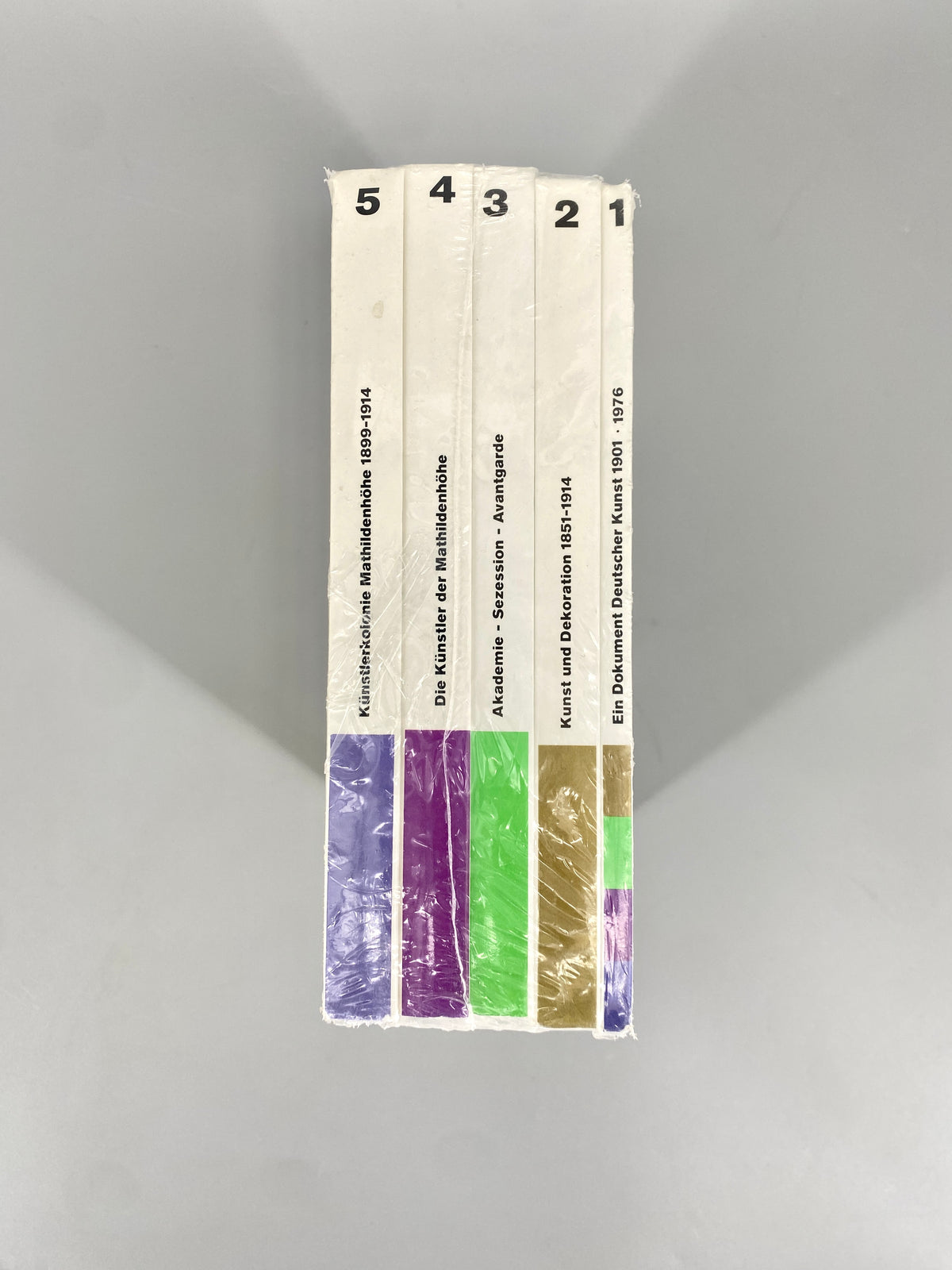 Ausstellungskatalog zur Künstlerkolonie Mathildenhöhe, Darmstadt. 1976. 5 Bände.