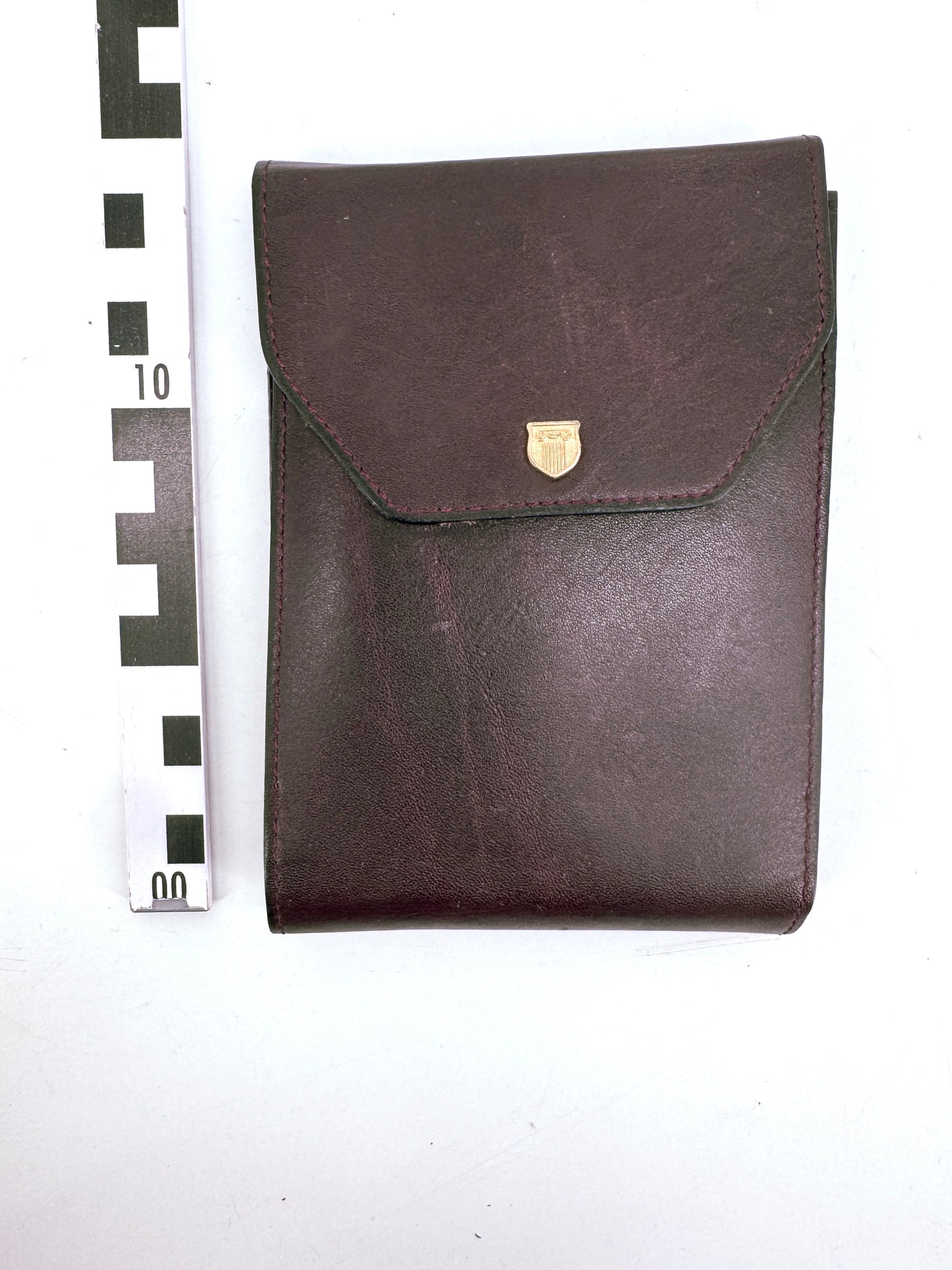 Kompaktes Werkzeugset im hochwertigen Leder-Etui