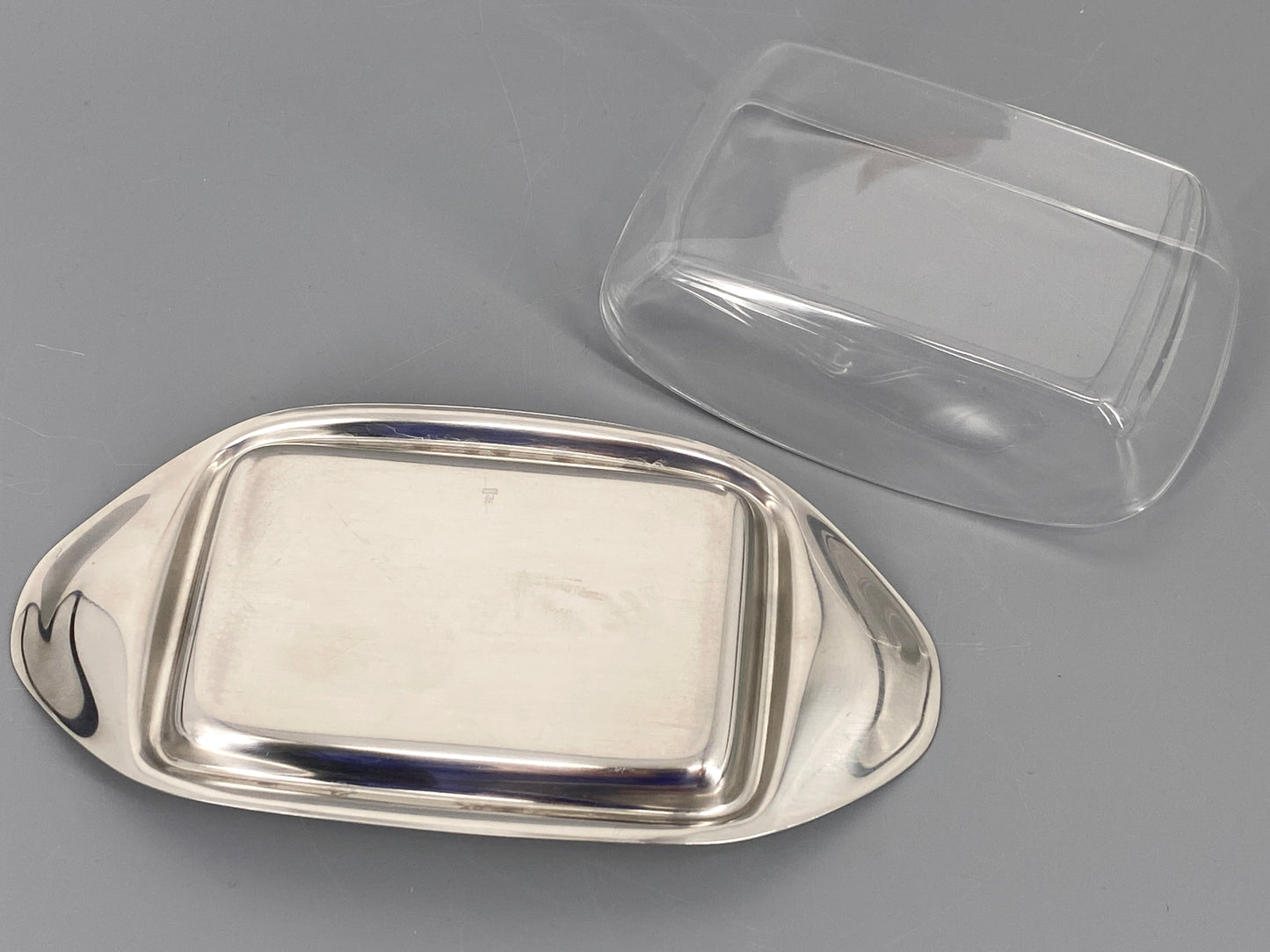 Wilhelm Wagenfeld für WMF, Konvolut aus Butterdosen und Streuern, Frühstücksset