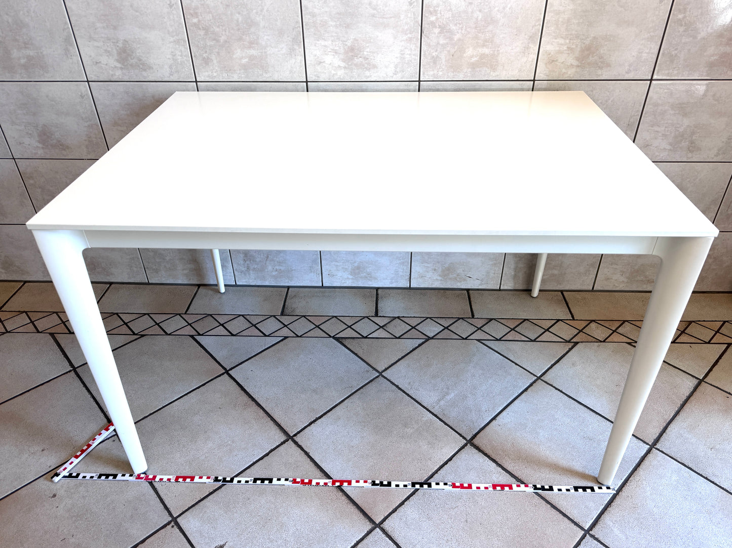 Boconcept Esstisch in mattweiß Strukturlack