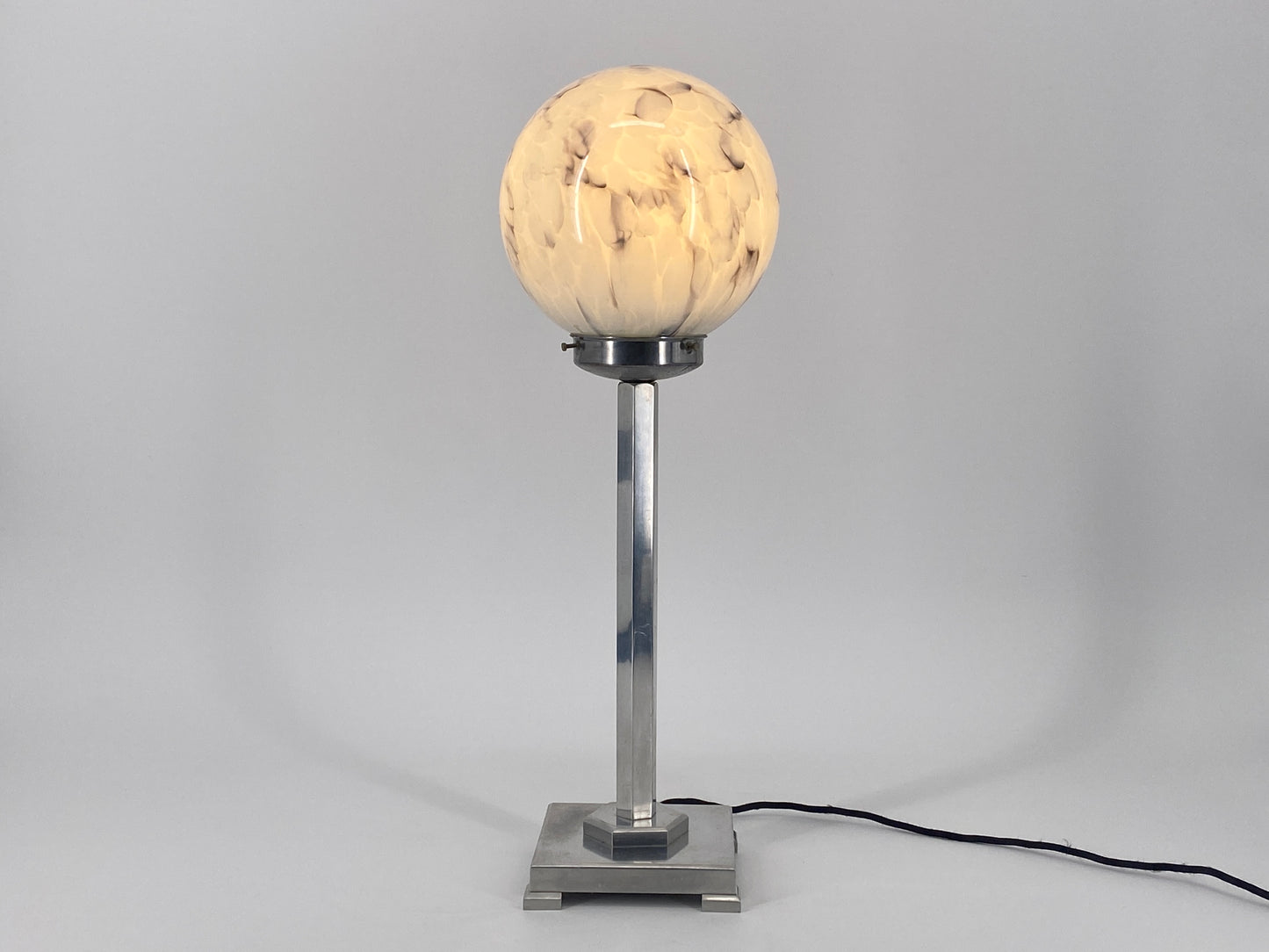 Art Deco Tischlampe aus Chrom und blauem Glas, 1920er
