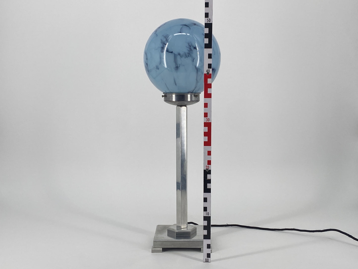Art Deco Tischlampe aus Chrom und blauem Glas, 1920er
