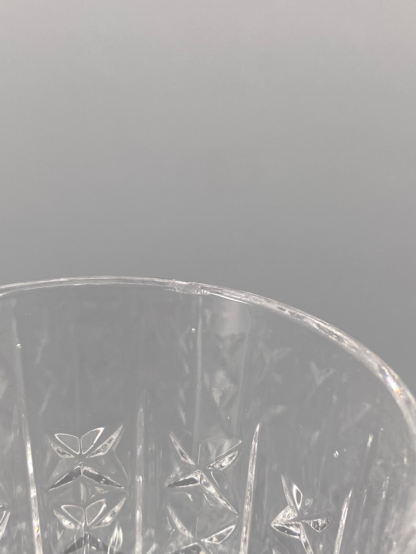 6 Whisky Gläser mit gekreuztem Schliff