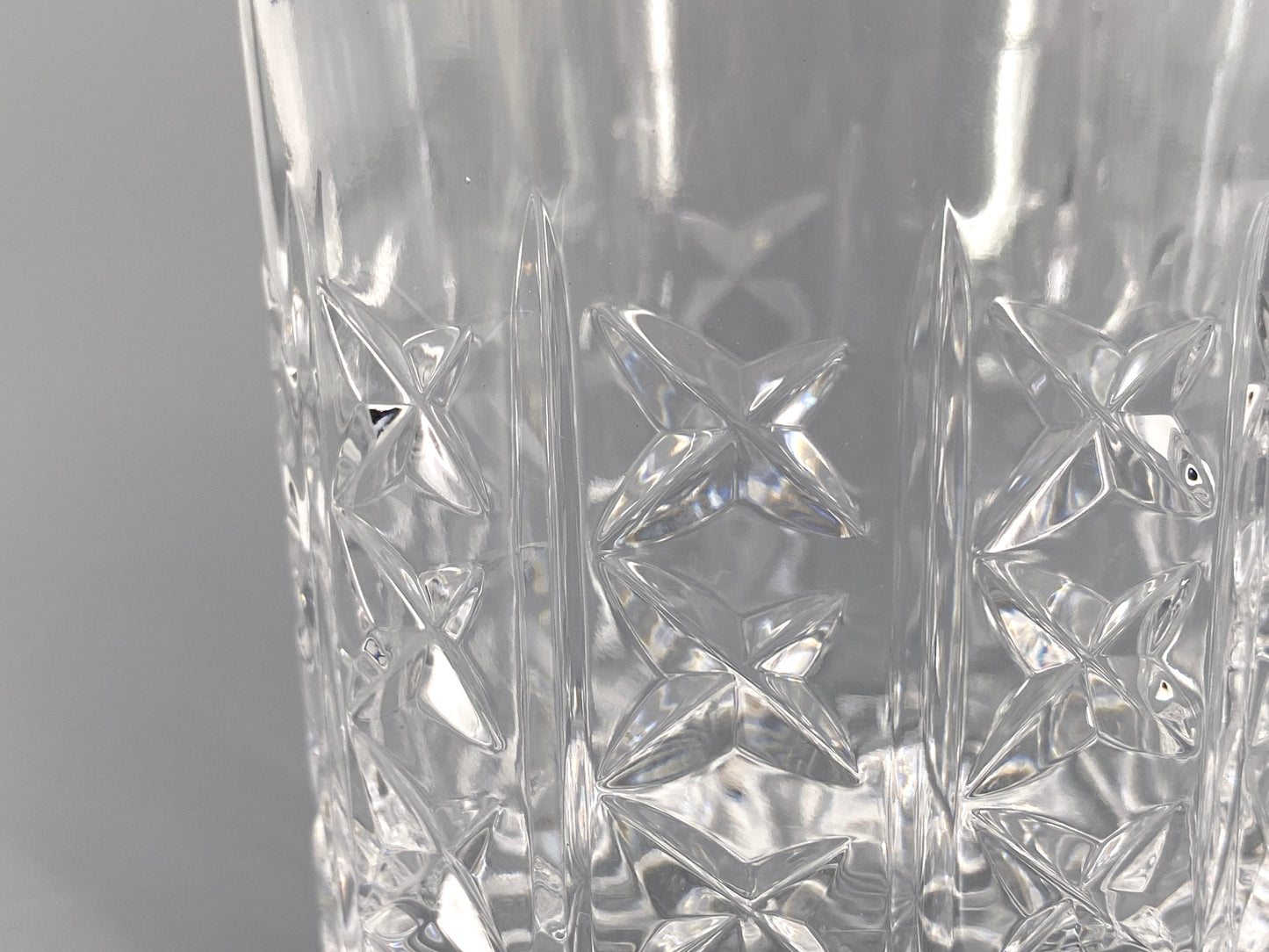 6 Whisky Gläser mit gekreuztem Schliff