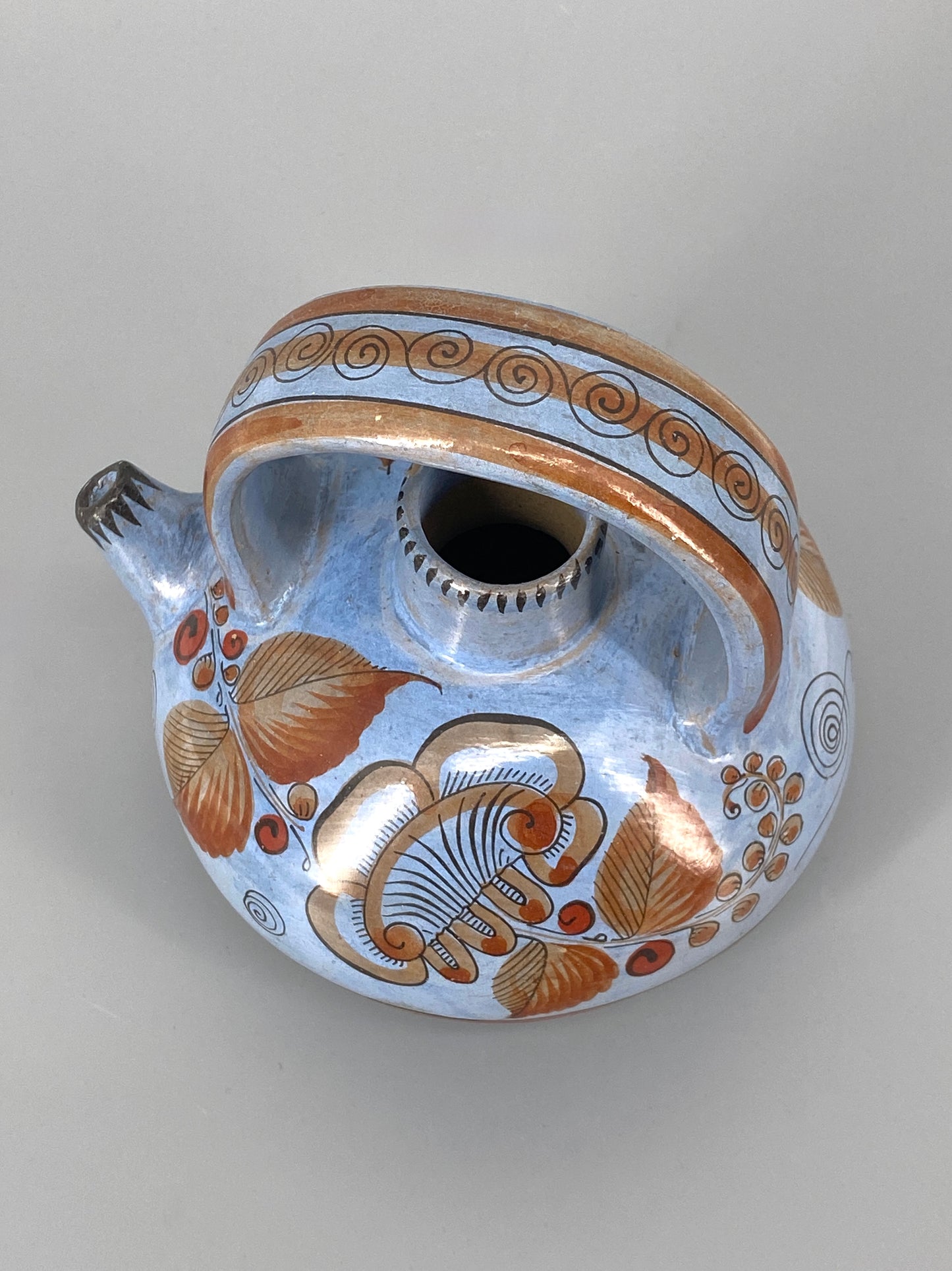 Mexikanischer Keramikkrug, handbemalt mit Blumen, 20. Jh.