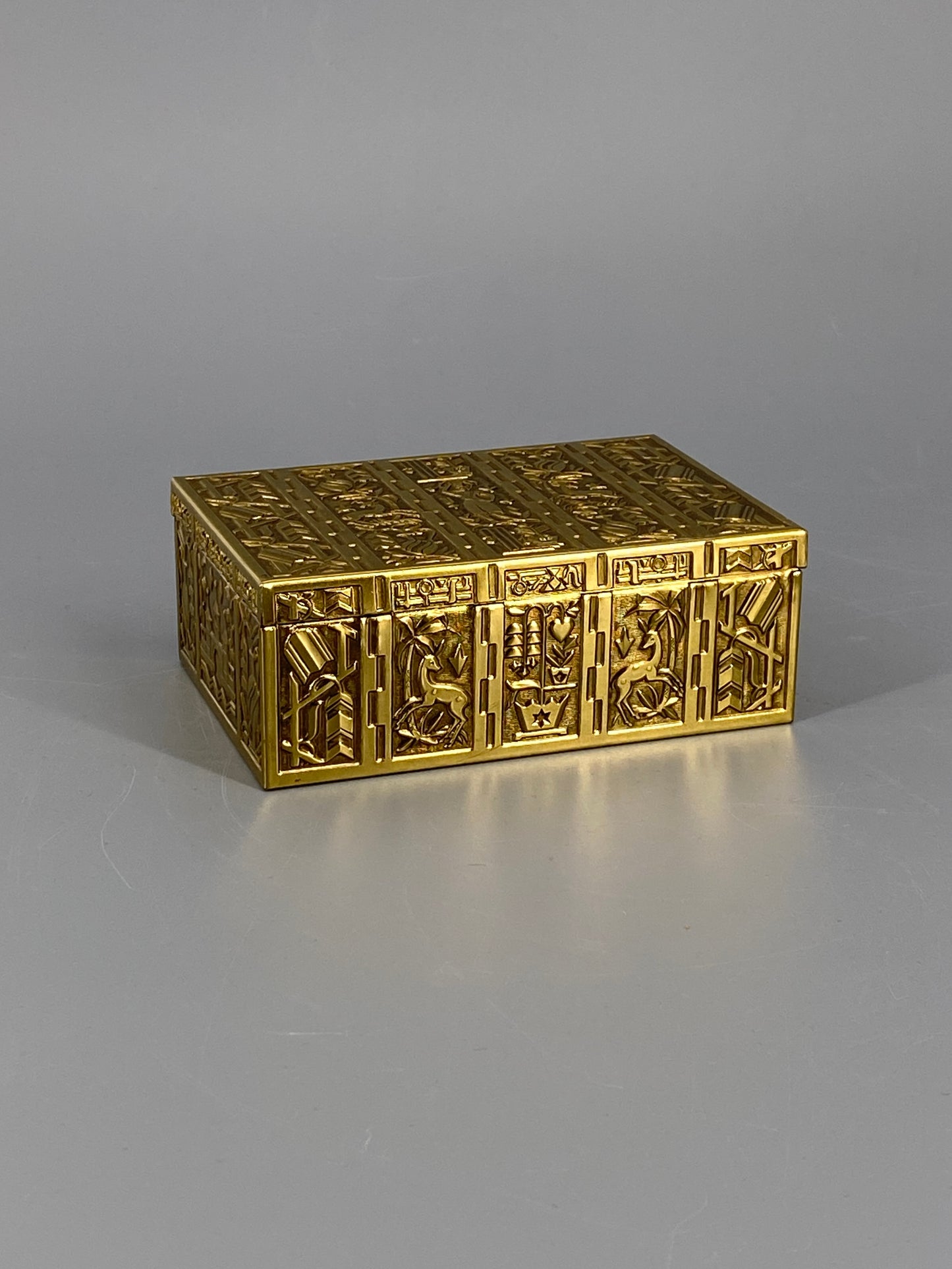 Schatulle von Eugen Schwemmle für Erhard & Söhne, aus Messing und Holz