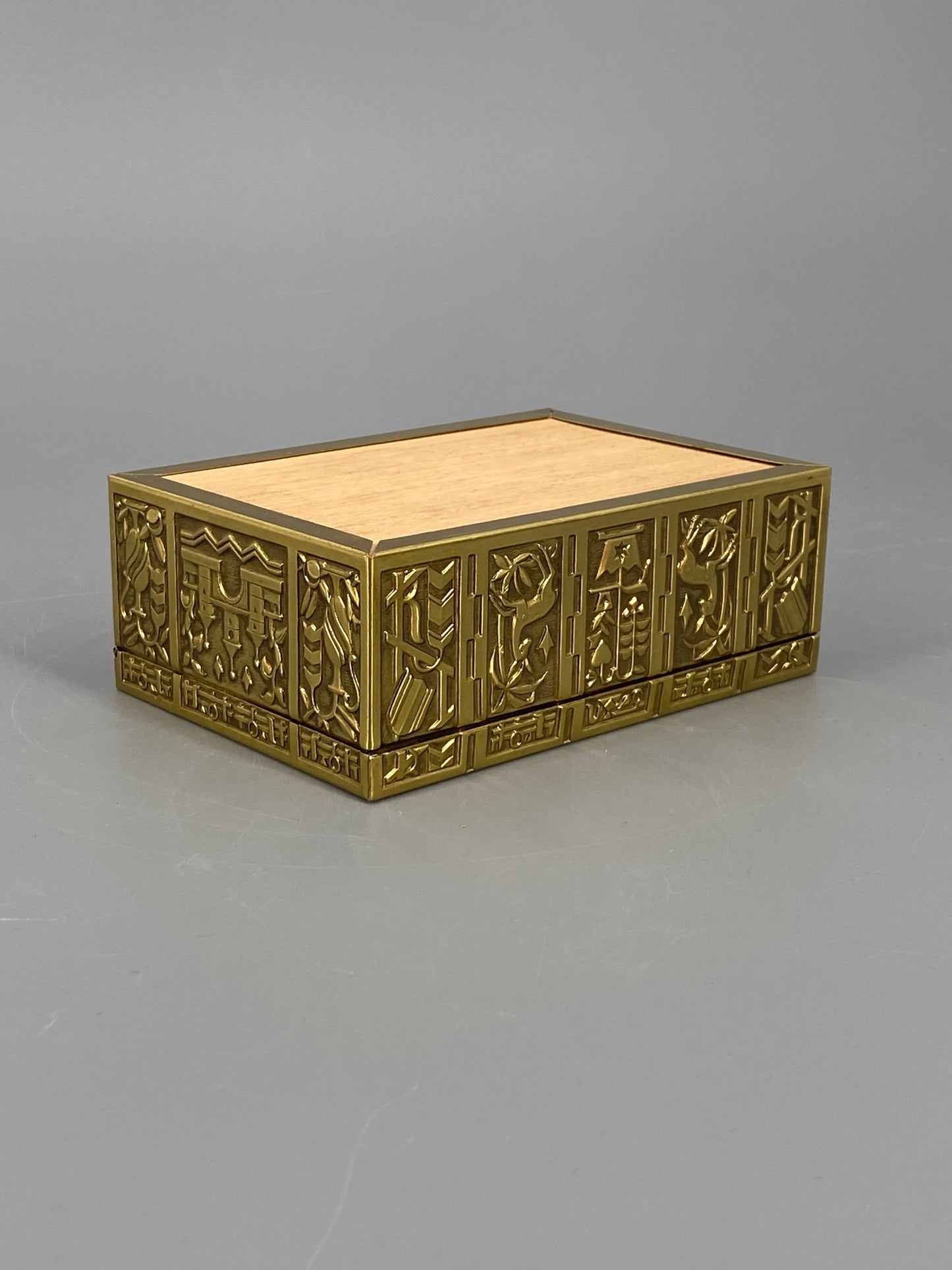 Schatulle von Eugen Schwemmle für Erhard & Söhne, aus Messing und Holz
