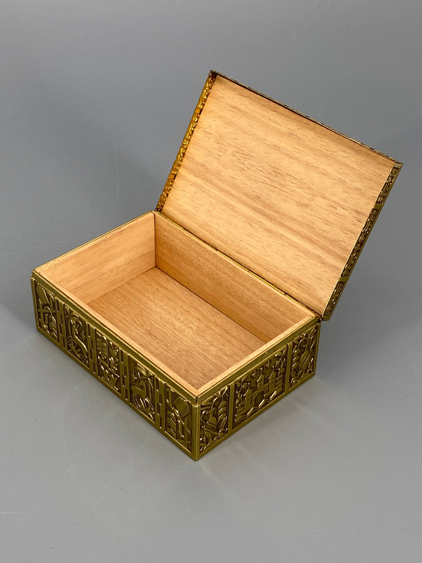Schatulle von Eugen Schwemmle für Erhard & Söhne, aus Messing und Holz