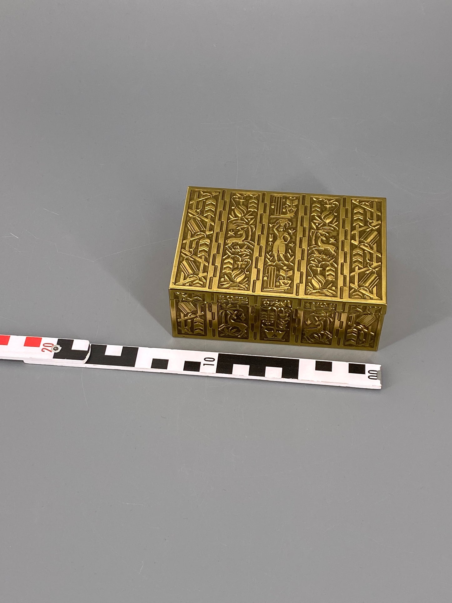 Schatulle von Eugen Schwemmle für Erhard & Söhne, aus Messing und Holz