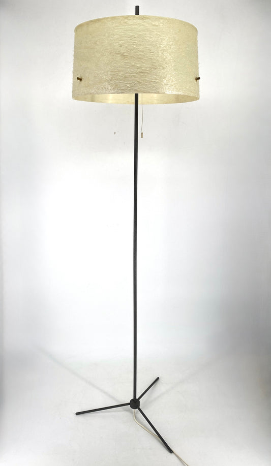 Mid Century Stehlampe mit Harzfaserschirm, 50/60er