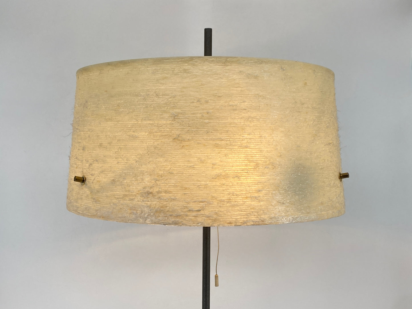 Mid Century Stehlampe mit Harzfaserschirm, 50/60er