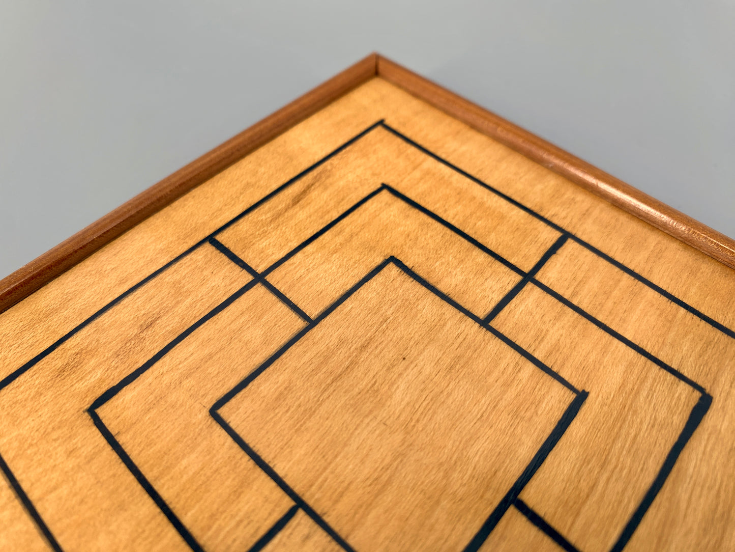 Doppelseitiges Spielbrett für Schach und Mühle, vintage
