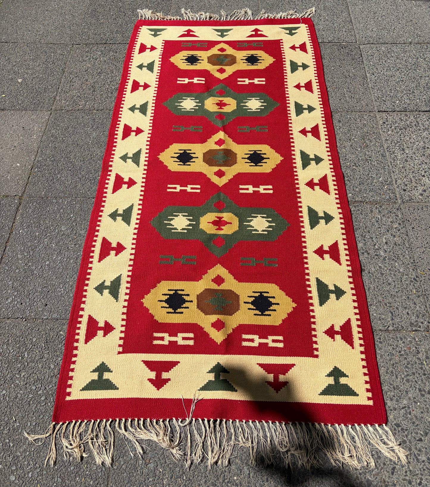 Kelim-Teppich mit farbigem, geometrischen Mustern, vermutlich aus Anatolien