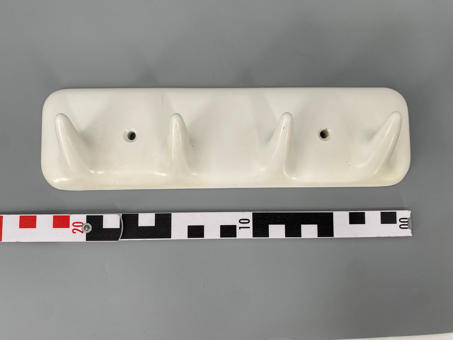 Hakenleisten "Sesia" von Brevettato, Italien