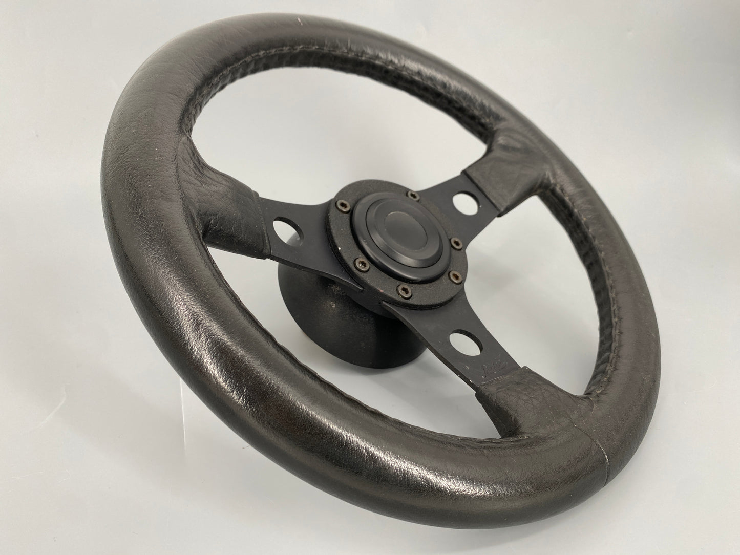 Luisi Sportlenkrad, Schwarz,  Italien