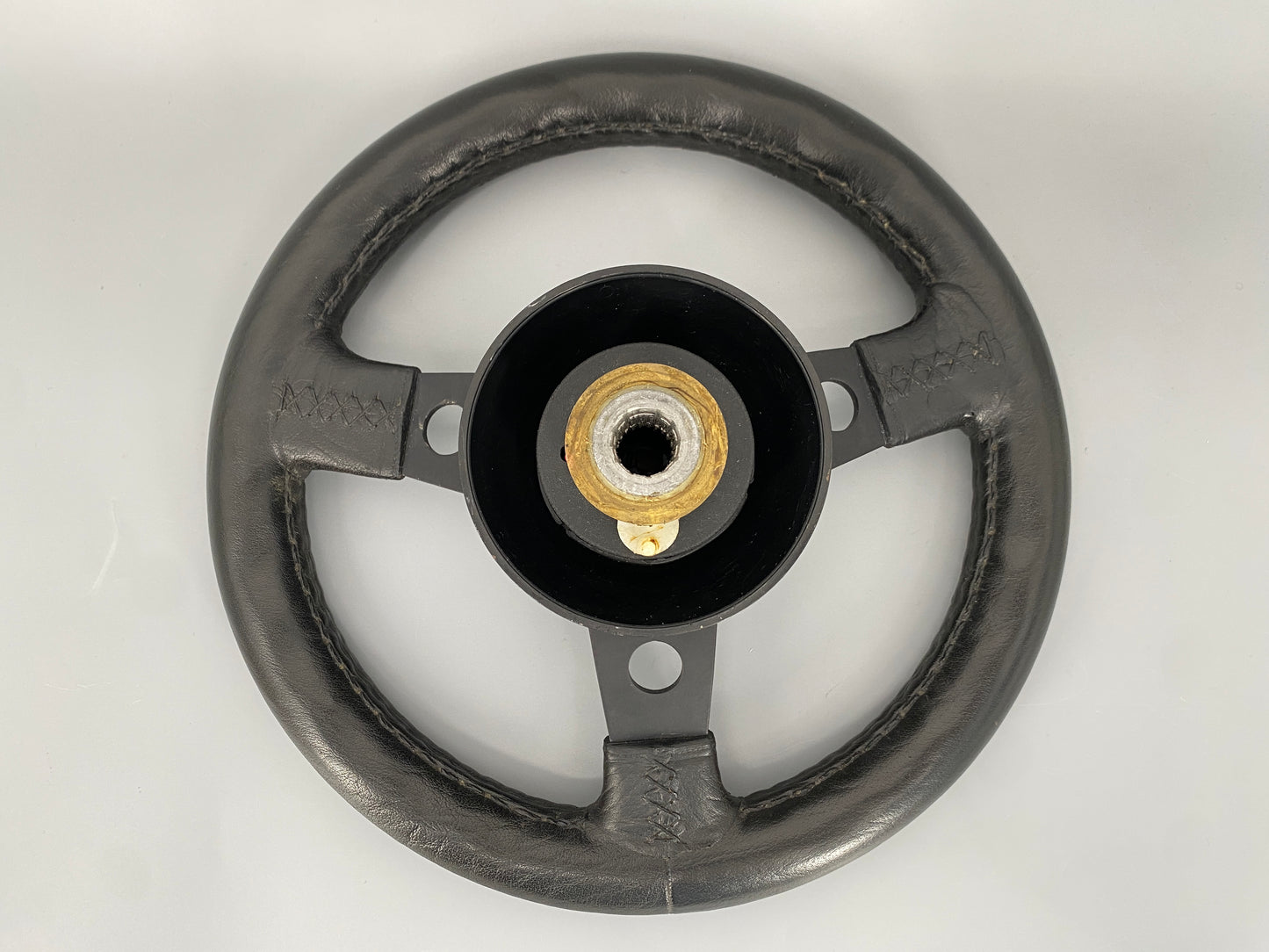 Luisi Sportlenkrad, Schwarz,  Italien