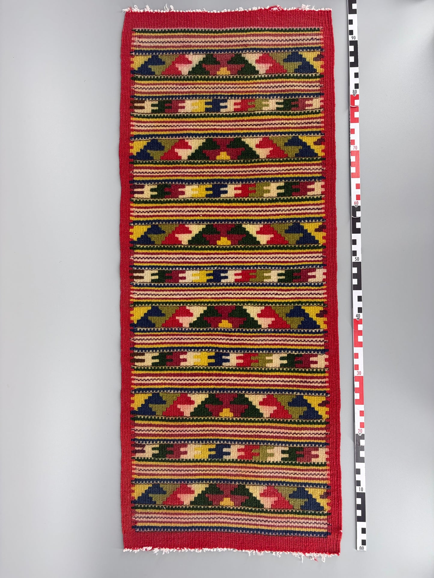 Kleiner Läufer mit geometrischem Muster, 1970
