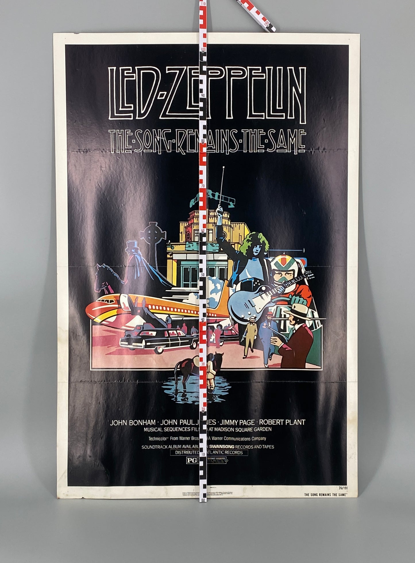 Filmplakat aus den Vereinigten Staaten zum Konzertfilm "The Song Remains the Same" von Led Zeppelin aus dem Jahr 1976, Offset-Lithografie auf Karton kaschiert