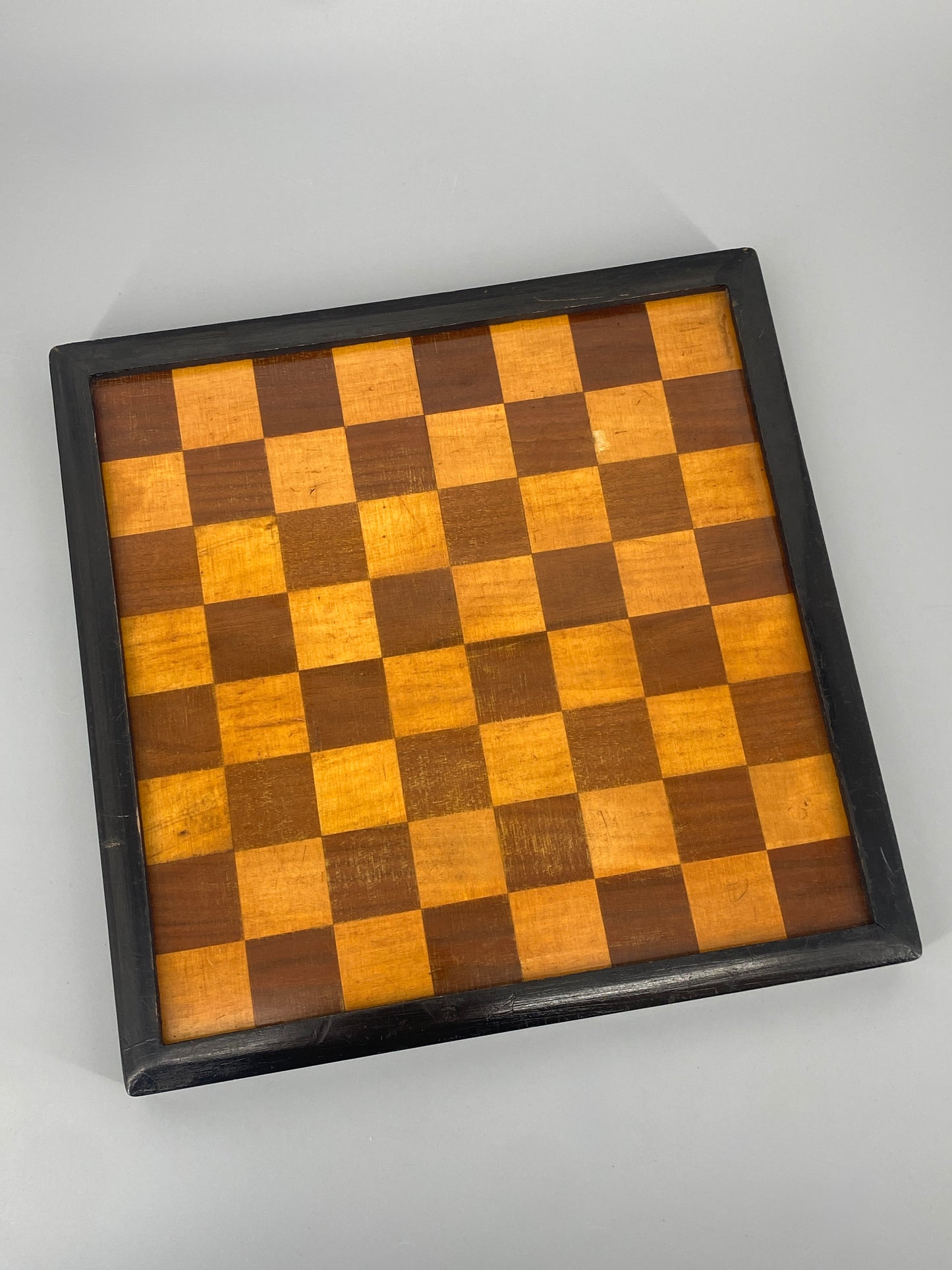 Beidseitiger Schach- und Mühlebrett aus Holz mit Einlegearbeit, vintage