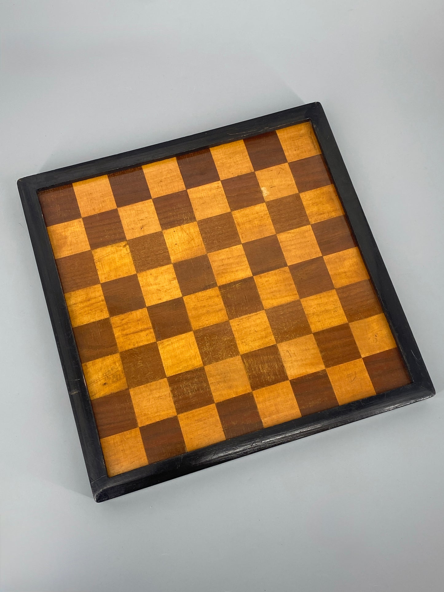 Beidseitiger Schach- und Mühlebrett aus Holz mit Einlegearbeit, vintage