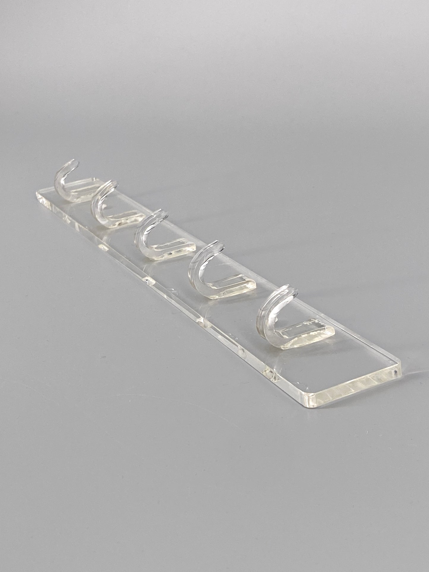 Hakenleiste mit 5 Haken aus Acrylglas, Garderobe / Schlüsselhalter